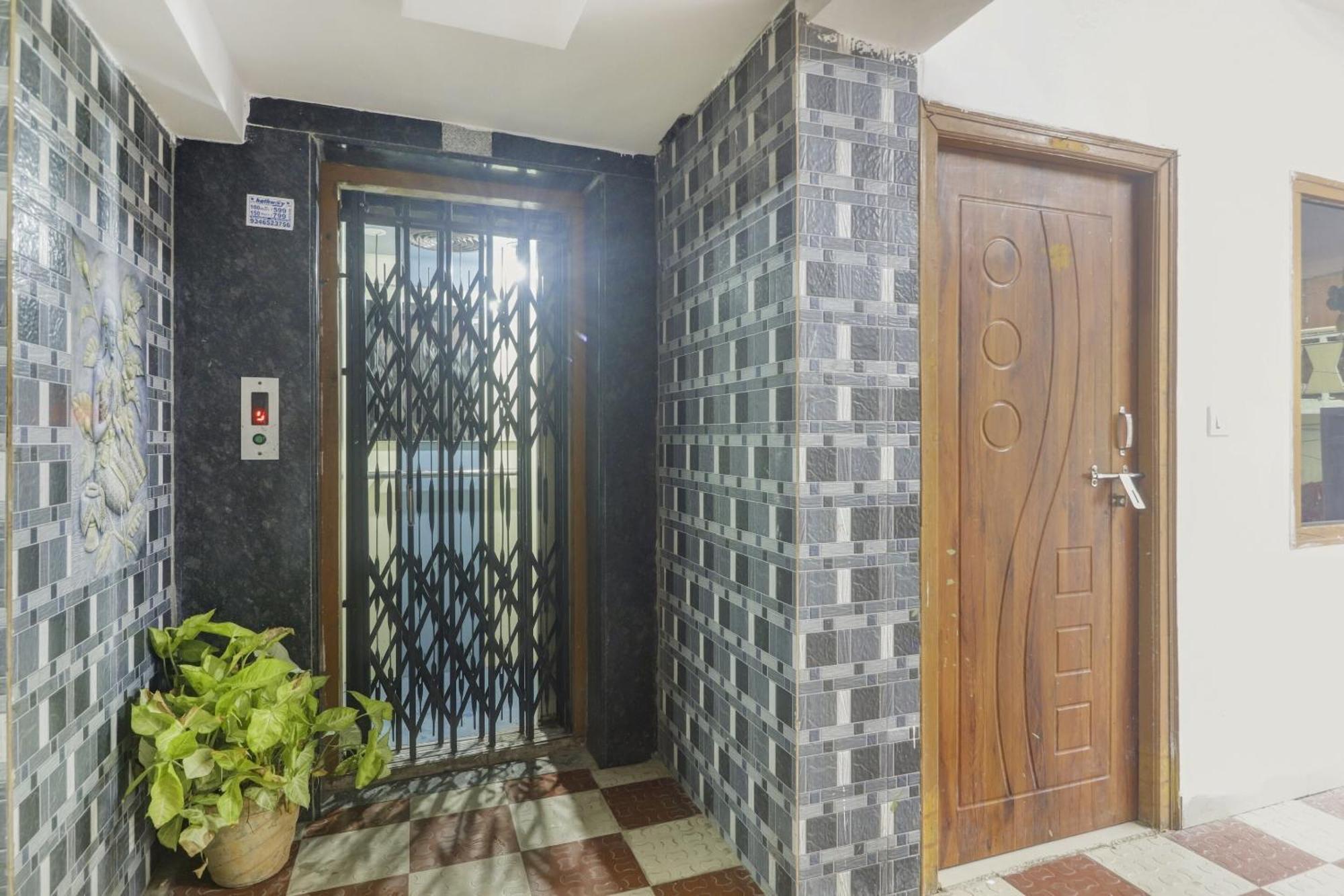 Hotel O Broholic Hotels Near Botanical Garden Hyderabad Exteriör bild